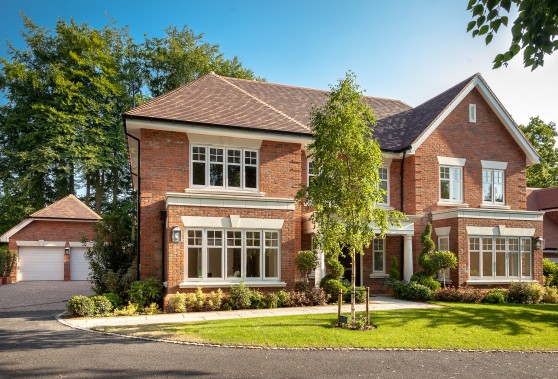   A collection of six luxury 5 bedroom detached homes in the picturesque village of Walton-on-the-Hill, Surrey.  Each of the six refined luxury new homes at Regency Place, Surrey, demonstrates the distinctive quality of design and specification synonymous with the Millgate marque.  Show Home Open 7 days a week 10am - 4pm Contact:01737 819744